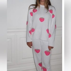 Strawberry Fuzzy Set